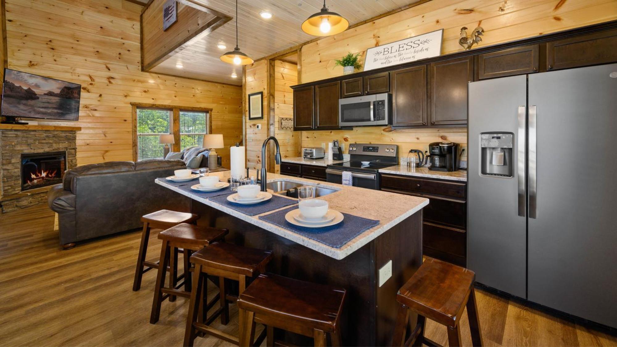 Liberty Lodge - Family Getaway With Pool, Hot Tub, Arcade & Dogs Pigeon Forge Exterior photo